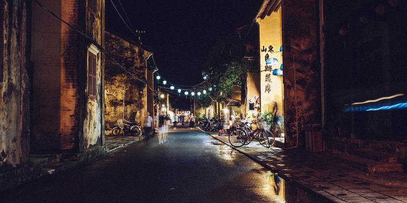 从校版BBS到IG小盒子：台湾学生族群的聊天行为与社交平台变迁史