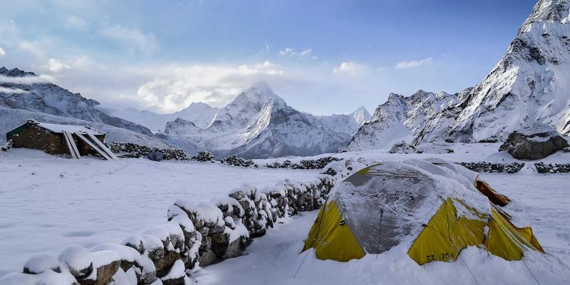 台湾匿名聊天室心理分析：压力释放与情感支持的双刃剑效应
