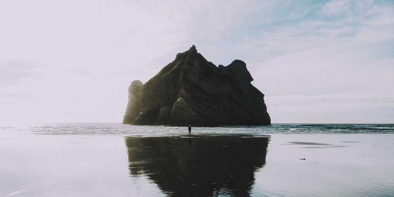 台湾直播聊天互动模式研究：24小时交友社区中的打赏文化与粉丝黏着度分析