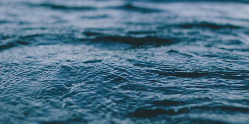 台湾职场聊天礼仪：办公室通讯软件使用规范与免费在线聊天室指南